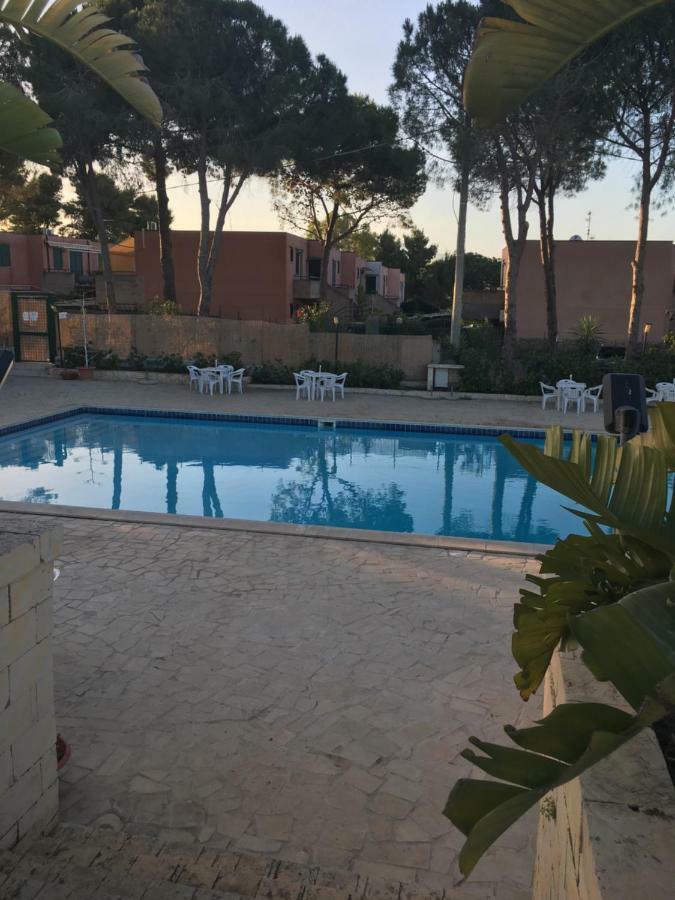 Le Ville 1 Costa Saracena Agnone Bagni Exterior foto